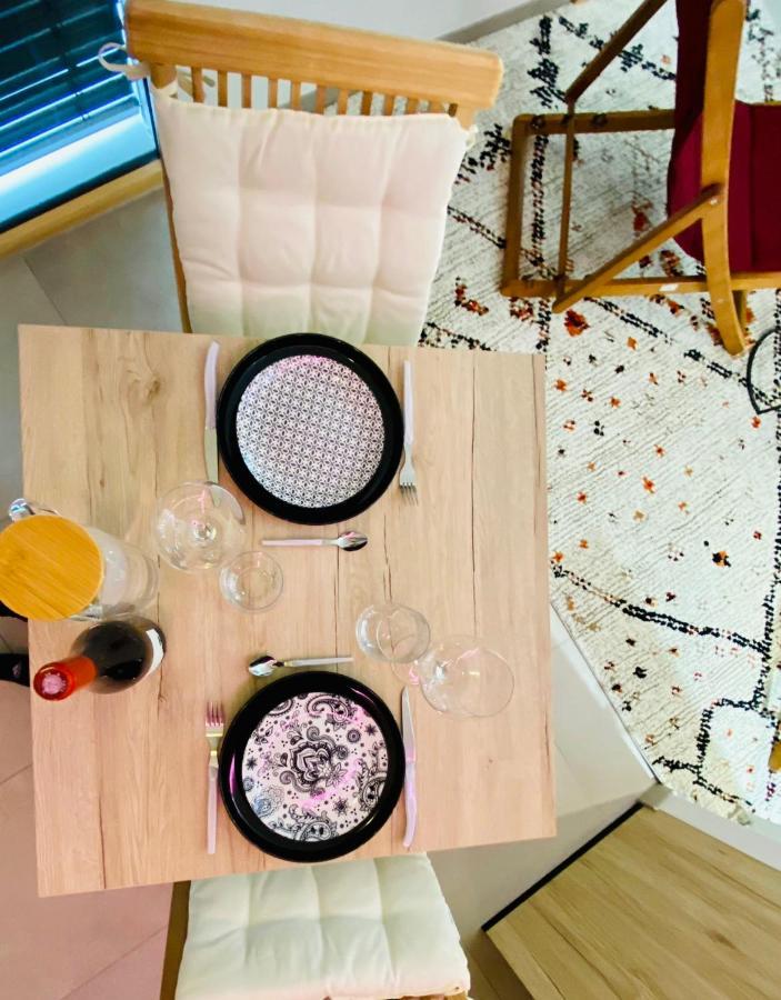 Studio Bel Mod Mont D'Or - Belvedere Moderne Lyon Ngoại thất bức ảnh